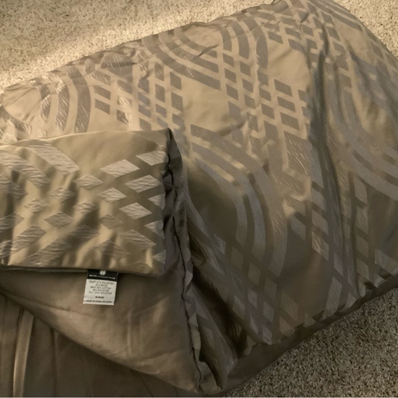 King Bedding Set by Hotel Collection - Picture 2 of 7